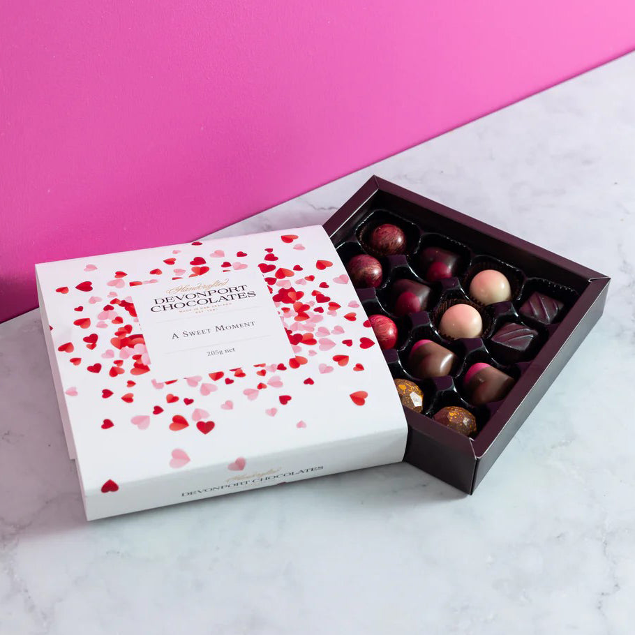 Devonport Chocolates Valentines 16 piece