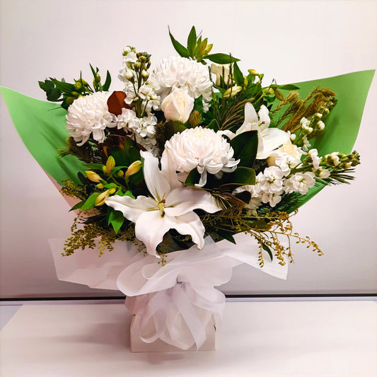 White Elegance Flowerbox